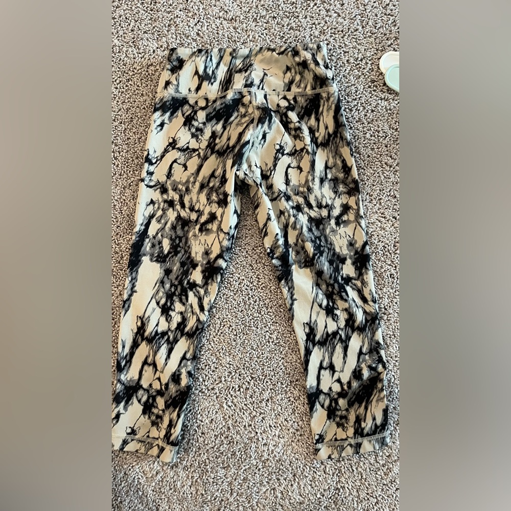 Lululemon marble print leggings